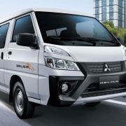 Taiwan's 'new' Mitsubishi Delica/L300 looks odd image