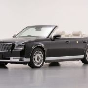 Meet the new Emperor's drop-top Toyota Century image