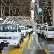 Mitsubishi PH adds second shift for L300 Euro4 production image