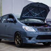Someone shoved the 2JZ Supra engine in a Toyota Innova image