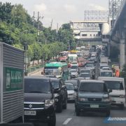 MMDA: Expect heavy traffic tomorrow due to SEA Games closing image