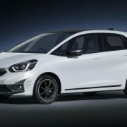 2020 Honda Jazz Modulo X sprouts a grill image