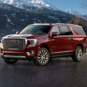 2021 GMC Yukon is the fancy Chevy Suburban we won't get image