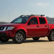 Apparently Nissan still makes D40 Frontier with a 310 horsepower V6 image