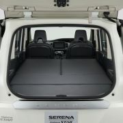 You can get a good night's sleep in this Nissan Serena and NV200 Vanette image