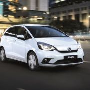 Here are specs of non-hybrid 2020 Honda Jazz image