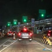 No the NLEX, SLEX, STAR aren't shutting down image