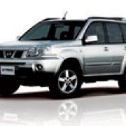 Nissan Slashes Prices for the 2010 Holiday Season image