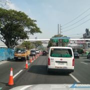 Gov't requires private companies to provide shuttles for employees image