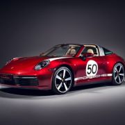 Porsche 911 Targa 4S Heritage Edition is a proper throwback image