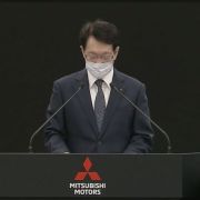 Mitsubishi Motors reports huge loss, execs take pay cuts image