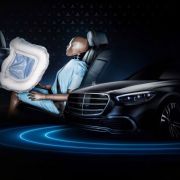 2021 Mercedes-Benz S-Class will have rear airbags for true VIPs image