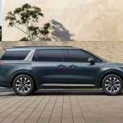2021 Kia Carnival looks more SUV than minivan, can fit up to 11 pax image