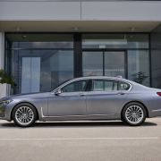BMW PH launches 2021 7 Series with 2.0L turbo, 3.0L plug-in hybrid image