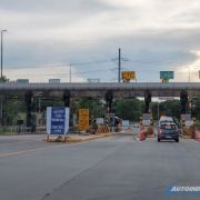 Do you agree with DOTr's idea to make toll roads 100% cashless? image