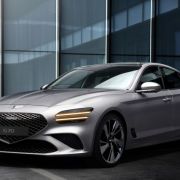2022 Genesis G70 is Hyundai's answer to 3 Series, C-Class image