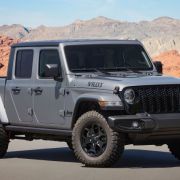 2021 Jeep Gladiator Willys is ready for duty image