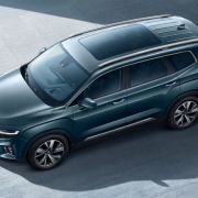 New variant of Geely Okavango will finally have a sunroof image