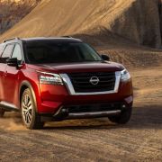 2022 Nissan Pathfinder crossover looks like a proper SUV image