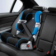 Pres. Duterte postpones implementation of child car seat law image