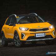 2021 Kia Stonic EX image