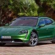 2022 Taycan Cross Turismo: Porsche electrifies the wagon image