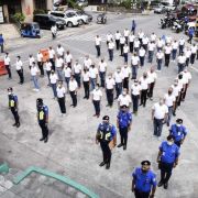MMDA boosts manpower with 300 newly-hired traffic aides image