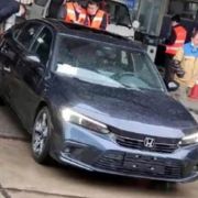 Here's another look at the 2021 Honda Civic image