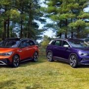 2022 Volkswagen ID.6 proves EVs can have seven seats image