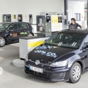 Blue Gasoline: VW, Bosch, Shell developing new clean fuel image