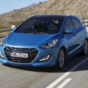 Frankfurt 2011: Hyundai i30 hatchback breaks cover image