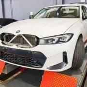 2023 BMW 3 Series doesn't get M3 noselift image