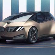 BMW i Vision Circular is made from 100% recyclable materials image