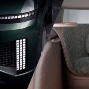 Hyundai Seven concept will be a lounge on wheels image