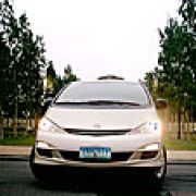 2004 Toyota Previa image