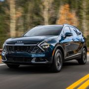 2022 Kia Sportage Hybrid makes more power than turbo-diesel image