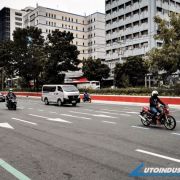 Honda's new monitoring system can report bad road conditions image