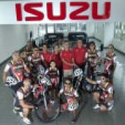 Isuzu launches D-MAX mountain bike racing team image
