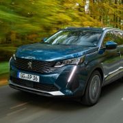 Facelifted Peugeot 5008 debuts for PHP 2.260 million image