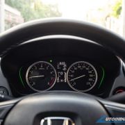 5 simple ways to lower your fuel consumption image