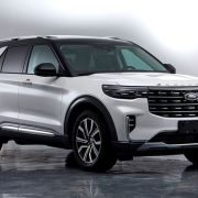 Here's the facelifted 2023 Ford Explorer...for China image