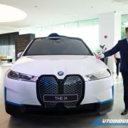 2022 BMW iX retails for PHP 6.29M image