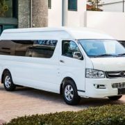 Joylong E6 is an all-electric Hiace clone from China image