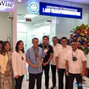 LTO's new license renewal center opens at Estancia Mall image