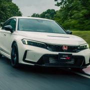 Honda bares the body of 2023 Civic Type R image