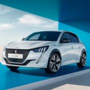 2023 Peugeot e-208 brings hot hatch-like performance without the guilt image