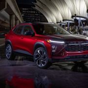 Next-generation 2024 Chevrolet Trax gets a glow-up image