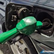 Fuel Forecast: Gas & diesel prices likely to increase Jan 17 image