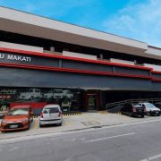 Isuzu Makati is 2022 IPC Dealer of the Year image