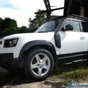 Land Rover makes production changes to satisfy Defender demand image